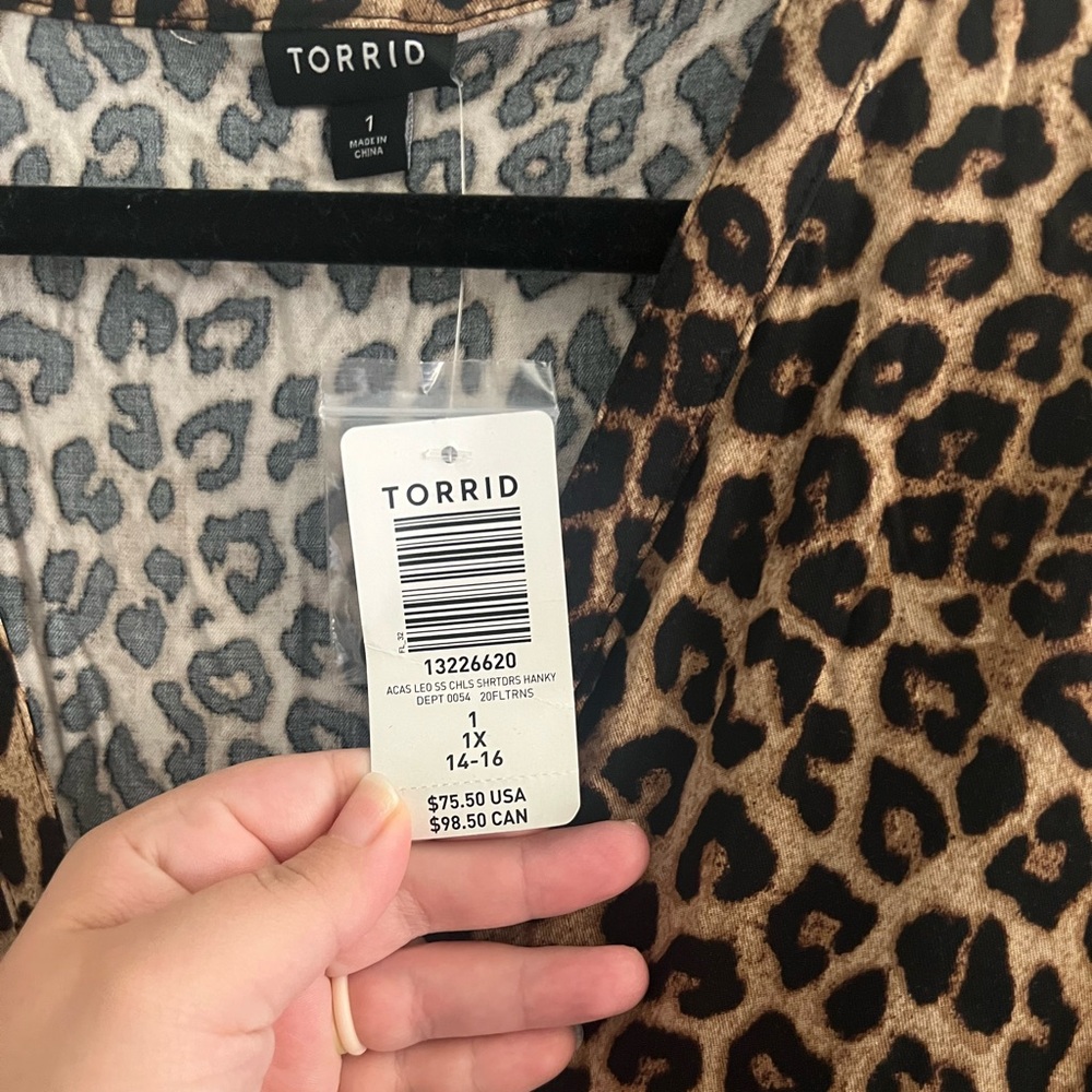Torrid Leopard Print Challis Midi Dress 1X NWT Animal Print V-Neck - Picture 3 of 6
